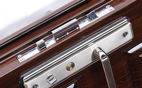 新巴尔虎左24小时上门开锁公司